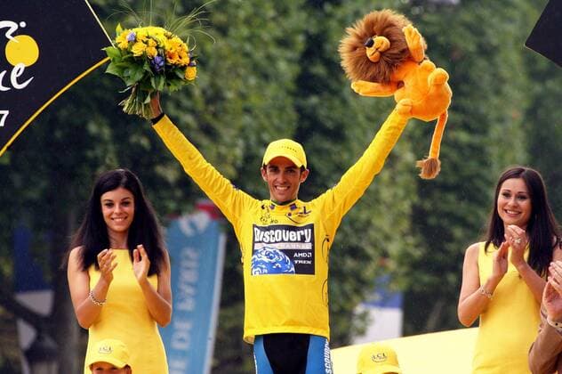 Alberto Contador (Spanien Discovery Channel) - Gesamtsieger der Tour de France 2007 - (pan21488) Radsport Herren Tour de France 2007, ProTour, Straßenradsport, Straße, Rad Gruppe 20. Etappe: Marcoussis - Paris Freude, Radsport Herren Tour de France 2007, ProTour, Straßenradsport, Straße, Rad Gruppe 20. Etappe: Marcoussis - Paris Freude,