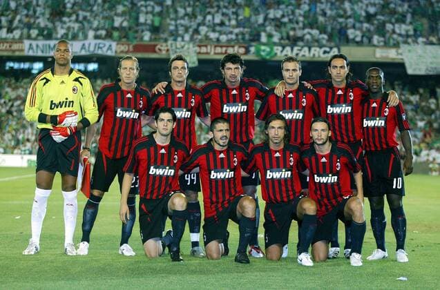 Mannschaftsfoto AC Mailand, hi.v.li.: Torwart Dida, Massimo Ambrosini, Massimo Oddo, Kakhaber Kaladze, Alberto Gilardino, Alessandro Nesta, Clarence Seedorf, vorn: Kaka, Gennaro Gattuso, Andrea Pirlo und Marek Jankulovski - Fußball Herren Serie A 2007 2008, 1. Italienische Liga, Saisonvorbereitung, Vorbereitung, Testspiel, Test, Milan Gruppe Sevilla Fußball Herren Serie A 2007 2008, 1. Italienische Liga, Saisonvorbereitung, Vorbereitung, Testspiel, Test, Milan Gruppe Sevilla