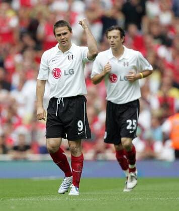 David Healy (li.) - Torjubel, dahinter Simon Davies (beide Fulham) - EDITORIAL USE ONLY. No use with unauthorised audio, video, data, fixture lists, club league logos or live services. Online in-match use limited to 120 images, no video emulation. No use in betting, games or single club league player publications. Fußball Herren English Premier League 2007 2008, 1. Englische Liga, Fulham FC Gruppe London Freude, Fußball Herren English Premier League 2007 2008, 1. Englische Liga, Fulham FC Gruppe London Freude,