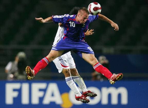 Thibaut Bourgeois (Frankreich U17) - Kopfball Fußball WM Herren U17 WM 2007, U 17, Länderspiel, Junioren, Nationalteam, Nationaltrikot Gruppe Goyang City Dynamik, Kampf, Höhe, Fußball WM Herren U17 WM 2007, U 17, Länderspiel, Junioren, Nationalteam, Nationaltrikot Gruppe Goyang City Dynamik, Kampf, Höhe,