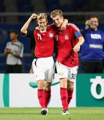 Dennis Dowidat (li.) und Toni Kroos (beide Deutschland U17) - Torjubel Fußball WM Herren U17 WM 2007, U 17 Junioren, Länderspiel, Nationalmannschaft, Nationaltrikot Gruppe Goyang Freude, Fußball WM Herren U17 WM 2007, U 17 Junioren, Länderspiel, Nationalmannschaft, Nationaltrikot Gruppe Goyang Freude,