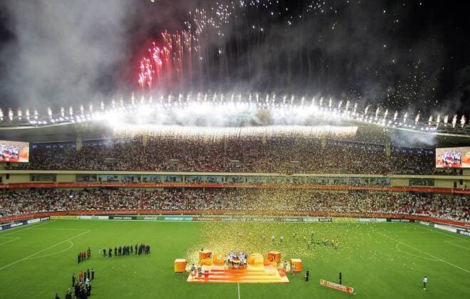 Deutschland ist Weltmeister 2007 - Im Hongkou Stadion wird während der Siegerehrung ein Feuerwerk gezündet - Fußball WM Damen WM 2007, Frauen, Frauenfußball, Länderspiel, Nationalteam, Finale, Endspiel, Pyro, Pyrotechnik Totale Hong Kou, Konfettiregen Shanghai, Aufmacher Freude, Fußball WM Damen WM 2007, Frauen, Frauenfußball, Länderspiel, Nationalteam, Finale, Endspiel, Pyro, Pyrotechnik Totale Hong Kou, Konfettiregen Shanghai, Aufmacher Freude,