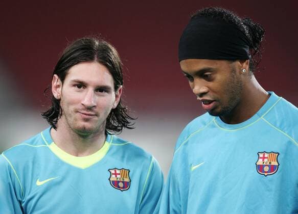 Lionel Messi (li.) und Ronaldinho (beide FC Barcelona) Fußball EC 1 Herren Champions League 2007 2008, Training, FC Barcelona, Barca, Primera Division, 1. Spanische Liga Gruppe Stuttgart Fußball EC 1 Herren Champions League 2007 2008, Training, FC Barcelona, Barca, Primera Division, 1. Spanische Liga Gruppe Stuttgart