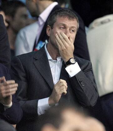 Teameigner Roman Abramovich (Chelsea) auf der Tribüne - EDITORIAL USE ONLY. No use with unauthorised audio, video, data, fixture lists, club league logos or live services. Online in-match use limited to 120 images, no video emulation. No use in betting, games or single club league player publications. Fußball EC 1 Herren Champions League 2007 2008, Chelsea FC London Einzelbild Valencia Enttäuschung, Fußball EC 1 Herren Champions League 2007 2008, Chelsea FC London Einzelbild Valencia Enttäuschung,