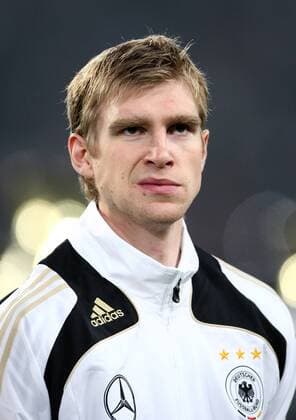 Per Mertesacker (Deutschland) - Nationalhymne Fußball Länderspiel Herren EM Qualifikation 2007, Nationalteam Porträt Hannover Fußball Länderspiel Herren EM Qualifikation 2007, Nationalteam Porträt Hannover