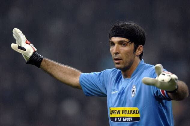 Torwart Gianluigi Buffon (Juventus Turin) konzentriert - Fußball Herren Serie A 2007 2008, 1. Italienische Liga, Juventus Turin, Juve Einzelbild Mailand Konzentration, Spannung, Fußball Herren Serie A 2007 2008, 1. Italienische Liga, Juventus Turin, Juve Einzelbild Mailand Konzentration, Spannung,