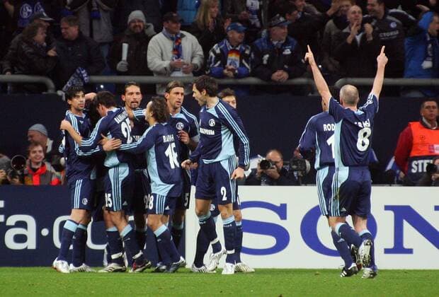 Torjubel Schalke, mit Kevin Kuranyi (Mitte), Marcelo Jose Bordon (2.v.re.) und Carlos Grossmüller (li.) Fußball EC 1 Herren Champions League 2007 2008, FC Schalke 04 Gruppe Gelsenkirchen Harmonie, Freude, Kameradschaft, Fußball EC 1 Herren Champions League 2007 2008, FC Schalke 04 Gruppe Gelsenkirchen Harmonie, Freude, Kameradschaft,