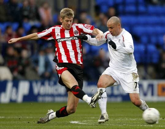 Jonathan Stead (Sheffield United, li.) gegen Stylianos Giannakopoulos (Bolton) - EDITORIAL USE ONLY. No use with unauthorised audio, video, data, fixture lists, club league logos or live services. Online in-match use limited to 120 images, no video emulation. No use in betting, games or single club league player publications. Fußball Herren FA Cup 2007 2008, Englischer Pokal, Pokalspiel, Bolton Wanderers - Sheffield United 0:1 Gruppe Bolton Fußball Herren FA Cup 2007 2008, Englischer Pokal, Pokalspiel, Bolton Wanderers - Sheffield United 0:1 Gruppe Bolton