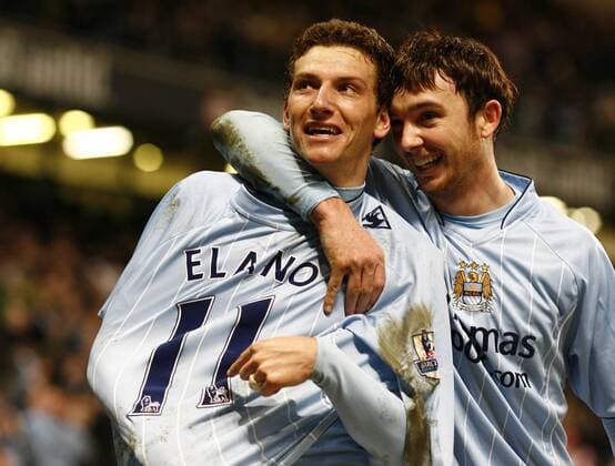 Elano und Stephen Ireland (beide Manchester City) - Torjubel - EDITORIAL USE ONLY. No use with unauthorised audio, video, data, fixture lists, club league logos or live services. Online in-match use limited to 120 images, no video emulation. No use in betting, games or single club league player publications. Fußball Herren FA Cup 2007 2008, Englischer Pokal, Pokalspiel, Manchester City Gruppe Manchester Freude, Fußball Herren FA Cup 2007 2008, Englischer Pokal, Pokalspiel, Manchester City Gruppe Manchester Freude,