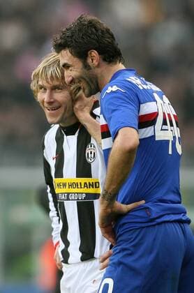 Gennaro Delvecchio (Sampdoria Genua, re.) und Pavel Nedved (Juventus Turin) haben Spaß - Fußball Herren Serie A 2007 2008, 1. Italienische Liga, Juventus Turin - Sampdoria Genua 0:0, Juve Gruppe Turin Harmonie Freude, Kameradschaft, Fußball Herren Serie A 2007 2008, 1. Italienische Liga, Juventus Turin - Sampdoria Genua 0:0, Juve Gruppe Turin Harmonie Freude, Kameradschaft,
