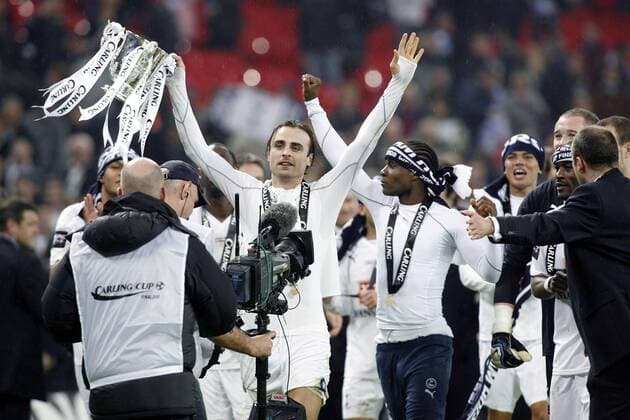 Dimitar Berbatov (Tottenham Hotspur, Mitte) jubelt über den Sieg im Carling Cup 2008 - Fußball Herren Carling Cup 2007 2008, League, Ligapokal, englischer Pokal, Pokalspiel, Finale, Endspiel, Gruppe London Freude, Fußball Herren Carling Cup 2007 2008, League, Ligapokal, englischer Pokal, Pokalspiel, Finale, Endspiel, Gruppe London Freude,