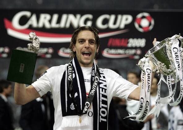 Jonathan Woodgate (Tottenham Hotspur) wird nach dem Sieg im Carling Cup 2008 als Man of the Match ausgezeichnet - Fußball Herren Carling Cup 2007 2008, League, Ligapokal, englischer Pokal, Pokalspiel, Endspiel, Finale, Gruppe London Freude, Begeisterung, Fußball Herren Carling Cup 2007 2008, League, Ligapokal, englischer Pokal, Pokalspiel, Endspiel, Finale, Gruppe London Freude, Begeisterung,