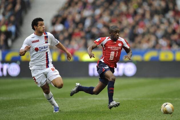Fred (Lyon, li.) gegen Rio Antonio Mavuba (Lille) - Fußball Herren Ligue 1 2007 2008, 1. Französische Liga, OSC Lille - Olympique Lyonnais 0:1, OL Gruppe Paris, St. Denis, Saint Dynamik, Fußball Herren Ligue 1 2007 2008, 1. Französische Liga, OSC Lille - Olympique Lyonnais 0:1, OL Gruppe Paris, St. Denis, Saint Dynamik,