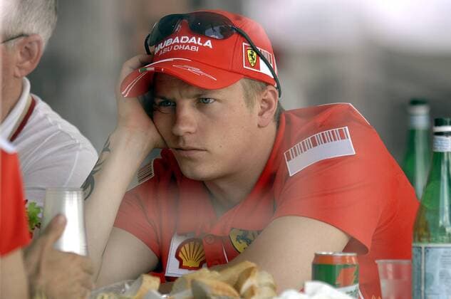 Kimi Räikkönen (Finnland Ferrari) enttäuscht Motorsport Grand Prix Herren Großer Preis von Malaysia 2008, Formel 1 Weltmeisterschaft, F1, F, GP, WM, Vdig Einzelbild Kuala Lumpur Sepang Enttäuschung, Motorsport Grand Prix Herren Großer Preis von Malaysia 2008, Formel 1 Weltmeisterschaft, F1, F, GP, WM, Vdig Einzelbild Kuala Lumpur Sepang Enttäuschung,