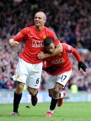 Wesley Brown (li.) und Nani (beide Manchester United) - Torjubel - EDITORIAL USE ONLY. No use with unauthorised audio, video, data, fixture lists, club league logos or live services. Online in-match use limited to 120 images, no video emulation. No use in betting, games or single club league player publications. Fußball Herren English Premier League 2007 2008, 1. Englische Liga, Manchester United, ManU Gruppe premiumd Manchester Dynamik, Freude, Fußball Herren English Premier League 2007 2008, 1. Englische Liga, Manchester United, ManU Gruppe premiumd Manchester Dynamik, Freude,