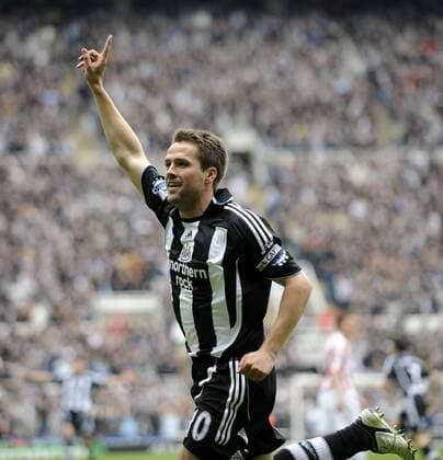 Michael Owen (Newcastle) - Torjubel - EDITORIAL USE ONLY. No use with unauthorised audio, video, data, fixture lists, club league logos or live services. Online in-match use limited to 120 images, no video emulation. No use in betting, games or single club league player publications. Fußball Herren English Premier League 2007 2008, 1. Englische Liga, Newcastle United Einzelbild Newcastle Freude, Fußball Herren English Premier League 2007 2008, 1. Englische Liga, Newcastle United Einzelbild Newcastle Freude,