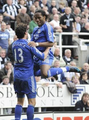 Didier Drogba (re.) und Michael Ballack (beide Chelsea) - Torjubel - EDITORIAL USE ONLY. No use with unauthorised audio, video, data, fixture lists, club league logos or live services. Online in-match use limited to 120 images, no video emulation. No use in betting, games or single club league player publications. Fußball Herren English Premier League 2007 2008, 1. Englische Liga, Chelsea FC London Gruppe Newcastle Freude, Fußball Herren English Premier League 2007 2008, 1. Englische Liga, Chelsea FC London Gruppe Newcastle Freude,