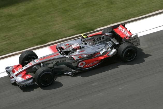 Heikki Kovalainen (Finnland McLaren Mercedes) in seinem Boliden Motorsport Grand Prix Herren Großer Preis der Türkei 2008, Formel 1 Weltmeisterschaft, F1, F, GP, WM Einzelbild Istanbul Dynamik, Motorsport Grand Prix Herren Großer Preis der Türkei 2008, Formel 1 Weltmeisterschaft, F1, F, GP, WM Einzelbild Istanbul Dynamik,
