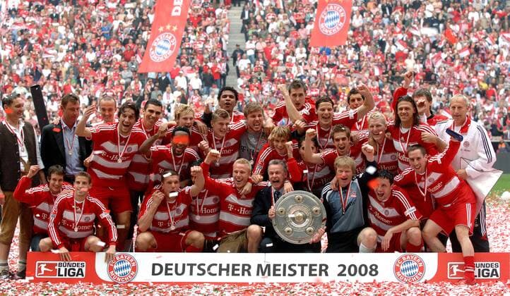 FC Bayern München, Deutscher Meister 2007 2008 Fußball 1. BL Herren Saison 2007 2008, FC Bayern München, Deutscher Meister, Deutsche Meisterschaft, Feier, feiern, Totale München Freude, Begeisterung, Fußball 1. BL Herren Saison 2007 2008, FC Bayern München, Deutscher Meister, Deutsche Meisterschaft, Feier, feiern, Totale München Freude, Begeisterung,