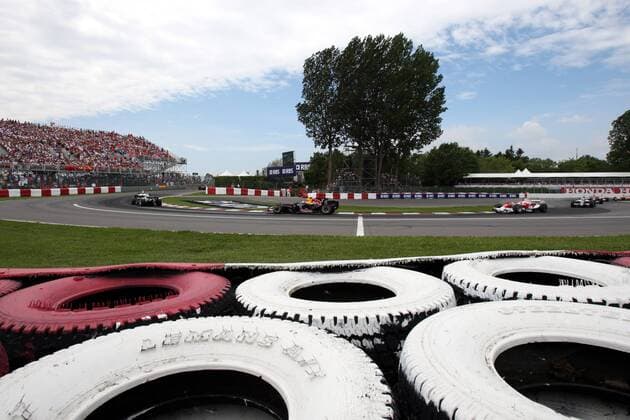 F1 Boliden in der Senna Kurve auf dem Circuit Gilles Villeneuve, Austragungsort des GP von Kanada - Motorsport Grand Prix Herren Großer Preis von Kanada 2008, Formel 1 Weltmeisterschaft, F1, F, GP, WM Totale Circuit Gilles Villeneuve Montreal Motorsport Grand Prix Herren Großer Preis von Kanada 2008, Formel 1 Weltmeisterschaft, F1, F, GP, WM Totale Circuit Gilles Villeneuve Montreal