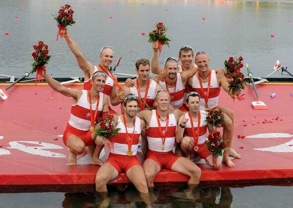 Achter Kanada (Kevin Light, Ben Rutledge, Andrew Byrnes, Jake Wetzel, Malcolm Howard, Dominic Seiterle, Adam Kreek, Kyle Hamilton, Brian Price), Olympiasieger 2008 Rudern OS Sommer Herren Olympische Spiele 2008, Sommerspiele, Nationaltrikot Gruppe Peking Freude,