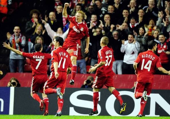 Torjubel Liverpool - Torschütze Dirk Kuyt (Mitte) neben v.li.: Robbie Keane, Albert Riera, Martin Skrtel, Xabi Alonso - EDITORIAL USE ONLY. No use with unauthorised audio, video, data, fixture lists, club league logos or live services. Online in-match use limited to 120 images, no video emulation. No use in betting, games or single club league player publications. Fußball EC 1 Herren Champions League 2008 2009, Liverpool FC Gruppe Liverpool Freude,