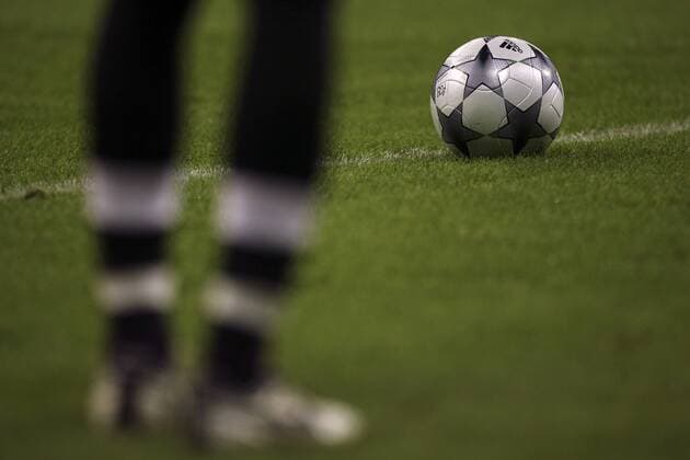 Adidas Finale, offizieller Spielball der Uefa Champions League, liegt bereit Fußball EC 1 Herren Champions League 2008 2009, Einzelbild o0 Fußballer Fußballspieler München