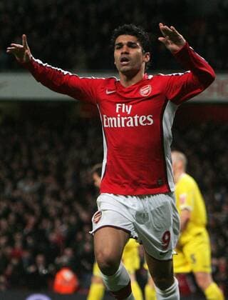 Eduardo (Arsenal) - Torjubel - EDITORIAL USE ONLY. No use with unauthorised audio, video, data, fixture lists, club league logos or live services. Online in-match use limited to 120 images, no video emulation. No use in betting, games or single club league player publications. Fußball Herren FA Cup 2008 2009, Englischer Pokal, Pokalspiel, Arsenal FC London Einzelbild London Freude,