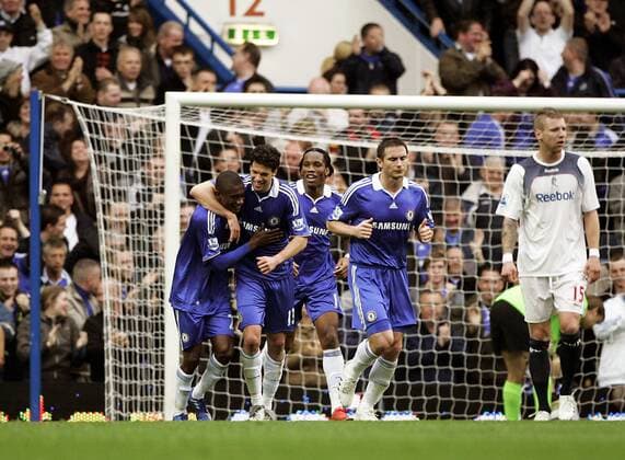 Torjubel Chelsea - V.li. Salomon Kalou, Michael Ballack, Didier Drogba, Frank Lampard - EDITORIAL USE ONLY. No use with unauthorised audio, video, data, fixture lists, club league logos or live services. Online in-match use limited to 120 images, no video emulation. No use in betting, games or single club league player publications. Fußball Herren English Premier League 2008 2009, 1. Englische Liga, Chelsea FC London - Bolton Wanderers 4:3 Gruppe London Freude,