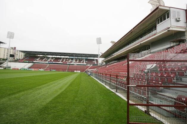 Dr. Constantin Radulescu Stadion - CFR Cluj o0 Leere