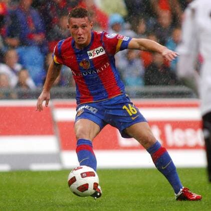 15.05.2011 St Jakob Park Basel Herren Fussball Super League FC Basel - FC Thun 5:1 Taulant Xhaka (FC Basel) ; Einzelbild , Aktion