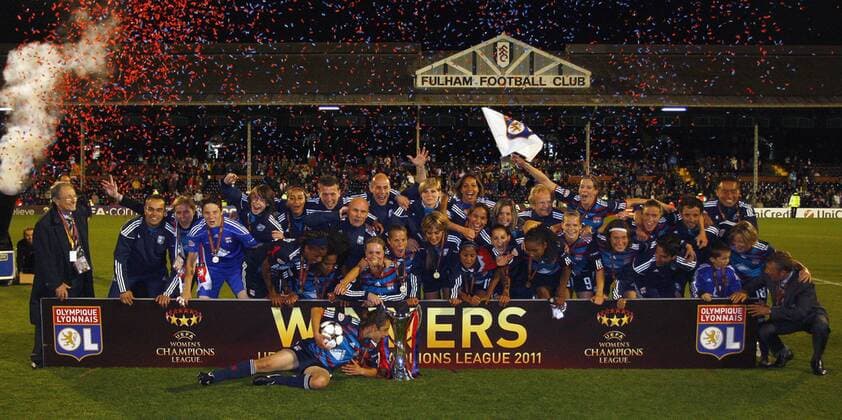 Olympique Lyonnais lift the UEFA Women s Champions League trophy after the UEFA Women s Champions League final football match between Olympique Lyonnais and FFC Turbine Potsdam at Craven Cottage, London, England, on May 26, 2011. Photo Credit SPORTIMAGE JAKE BADGER UEFA Women s Champions League Final Olympique Lyonnais v Potsdam 26th May, 2011 EDITORIAL USE ONLY. No use with unauthorised audio, video, data, fixture lists, club league logos or live services. Online in-match use limited to 120 images, no video emulation. No use in betting, games or single club league player publications.