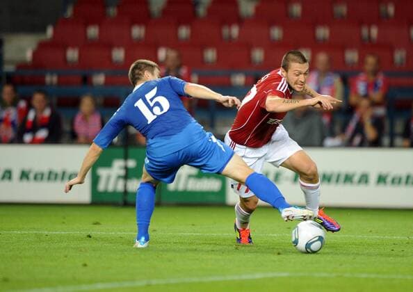 UEFA CHAMPIONS LEAGUE QUALIFICATIONS SECOND ROUND SECOND GAME WISLA KRAKOW - SKONTO RIGA - IVICA ILLIEV and FAUL BALLY SMART - 190711mig013