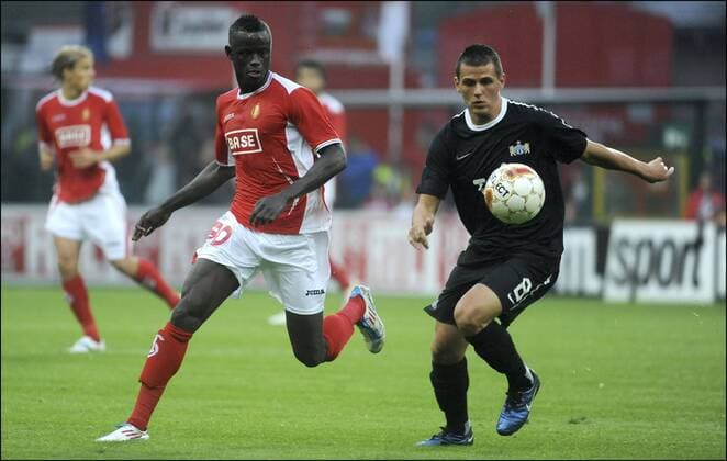 LIEGE 27 07 2011 CHAMPIONS LEAGUE qualification: PAPE CAMARA - STANDARD Lüttich vs FC ZÜRICH - 27 07 2011 PHOTONEWS PANORAMIC