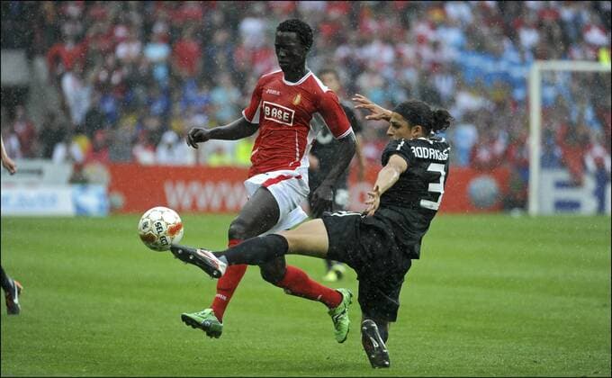 LIEGE 27 07 2011 CHAMPIONS LEAGUE qualification: MBAYE LEYE - STANDARD Lüttich vs FC ZÜRICH - 27 07 2011 PHOTONEWS PANORAMIC