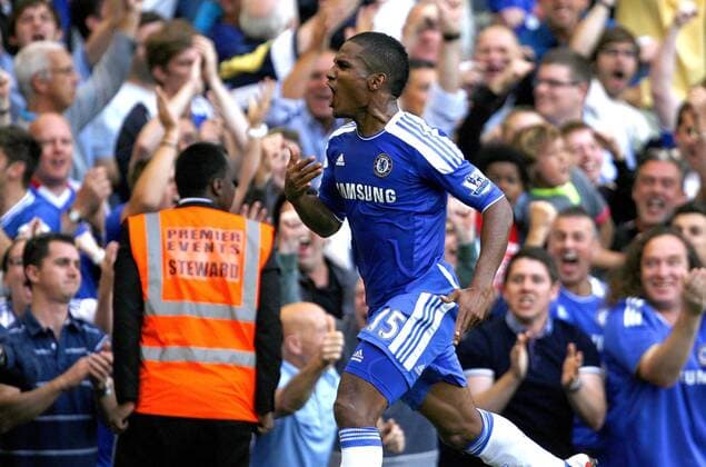 Florent Malouda of Chelsea celebrates scoring his side s second goal during the English Premier League football match between Chelsea and West Bromwich Albion at Stamford Bridge, London, England, on August 20, 2011. Photo Credit SPORTIMAGE JAKE BADGER Barclays Premier League Chelsea v West Bromwich Albion 20th August, 2011 EDITORIAL USE ONLY. No use with unauthorised audio, video, data, fixture lists, club league logos or live services. Online in-match use limited to 120 images, no video emulation. No use in betting, games or single club league player publications.
