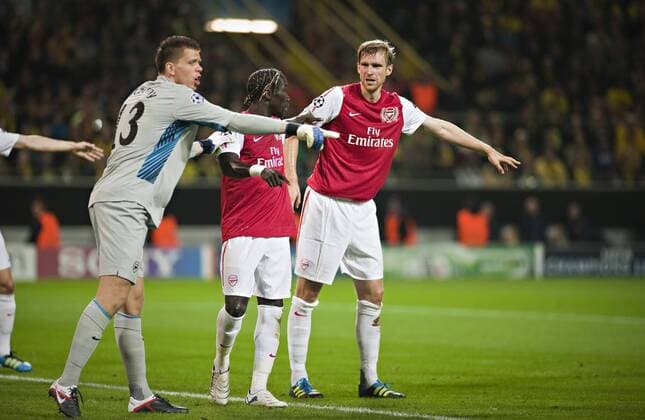 Dortmund, 13.09.2011, Signal-Iduna-Park Wojciech Szczesny (London), Bacary Sagna (London), Per Mertesacker (London) Borussia Dortmund - Arsenal FC London