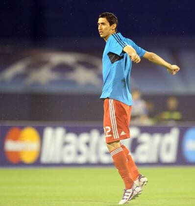 FUSSBALL - CL, Zagreb vs Madrid ZAGREB, ,14.SEP.11 - FUSSBALL - UEFA Champions League, Gruppenphase, Dinamo Zagreb vs Real Madrid. Bild zeigt Angel Di Maria (Madrid) beim Aufwärmen.