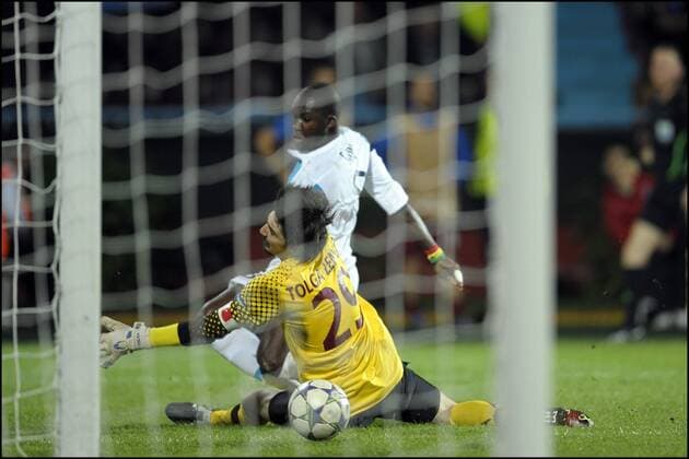 Moussa Sow, Trabzon, Trabzonspor - Lille OSC (LOSC)
