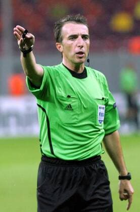 27.09.2011 Bucharest(Romania) FC Otelul Galati-SL Benfica Champions League Group C men s football David Fernandez Borbalan Spanish referee :
