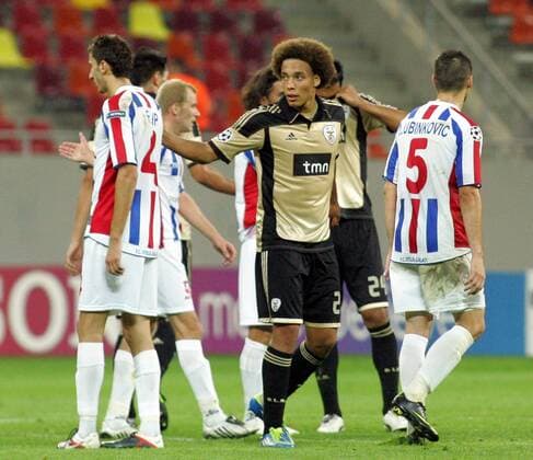 27.09.2011 Bucharest(Romania) FC Otelul Galati-SL Benfica Champions League Group C men s football Axel Witsel(c) SL Benfica at the end of match :