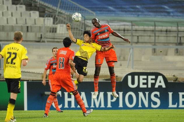 Olympique Marseille (OM) - Borussia Dortmund (BVB), Alou Diarra (OM) Shinji Kagawa (Dortmund)--- xN.LeGouicxFEPx