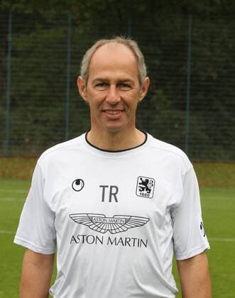 Fussball, 2. BL, 2. Bundesliga, Saison 2011 2012, Herren, Deutschland, Teamfoto, Mannschaftsvorstellung, Portrait, Porträttermin, Trainer Reiner Maurer, TSV München 1860,
