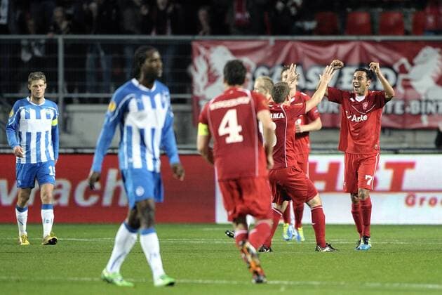 Denny Landzaat of FC Twente - FC Twente Enschede vs. Odense BK Europa League 2011 2012 xVIxOrangexPicturesx xRonaldxBonestrxIVx 434217