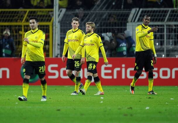 FUSSBALL CHAMPIONS LEAGUE SAISON 2011 2012 Borussia Dortmund - Olympique Marseille 06.11.2011 Ilkay Guendogan, Lukasz Piszczek, Jakub KUBA Blaszczykowski, Felipe Santana (v.l., alle Borussia Dortmund) sind nach dem 2:2 enttaeuscht