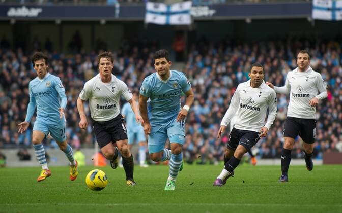 Manchester City s Sergio Kun Agüero in action against Tottenham Hotspur during the Premiership match at the City of Manchester Stadium. xHOCHxZWEIx xPropagandax