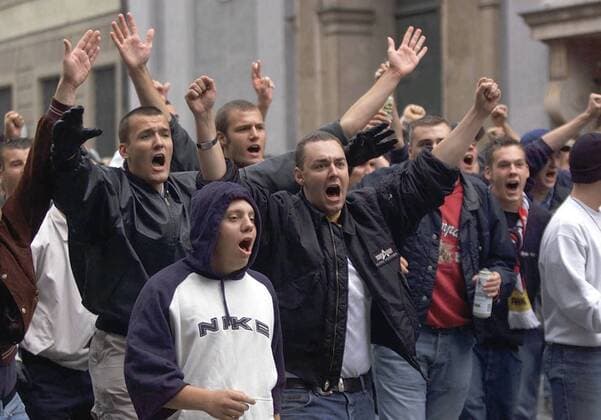 Fussball Laenderspiel Deutschland - England Fans Zuschauer Hooligans Polizei Innenstadt Muenchen