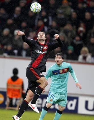 Deutschland, Herren Fussball, UEFA Champions League Achtelfinale Bayer 04 Leverkusen vs. FC Barcelona 14.02.2012, Bayarena Leverkusen , Vedran Corluka, Bayer 04 Leverkusen,