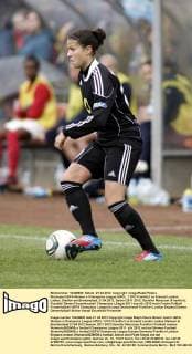 Rückspiel UEFA Women s Champions League UWCL, 1 FFC Frankfurt vs Arsenal London Ladies, Stadion am Brentanobad, 21.04.2012, Saison 2011 2012: Dzenifer Marozsan (Frankfurt)