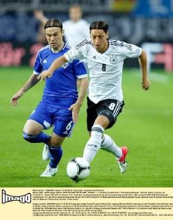 Mesut ÖZIL, 8DFB gegen Bibras NATKHO DEUTSCHLAND - ISRAEL ( - ) Fussball Länderspiel , Freundschaftsspiel, friendly match, Leipzig, am 31.05.2012 , Saison 2011 2012, Saison1112, Testspiel, Vorbereitungsspiel für die Europameisterschaft 2012, EM